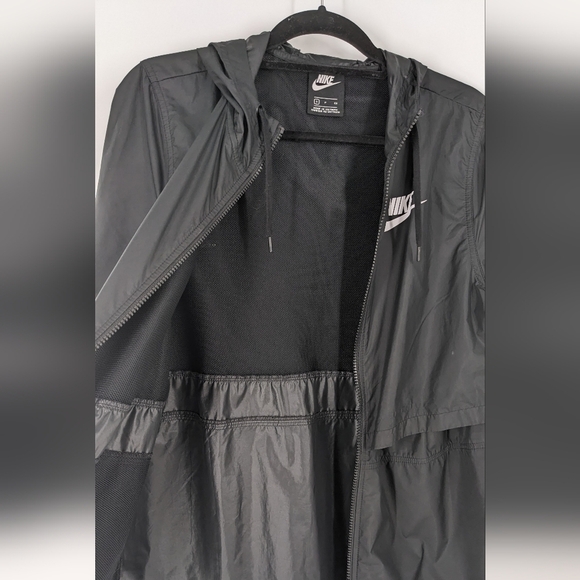Nike Black hooded windbreaker S - Picture 4 of 4